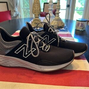 Men's New Balance Fresh Foam Roav Running Shoe Size 13